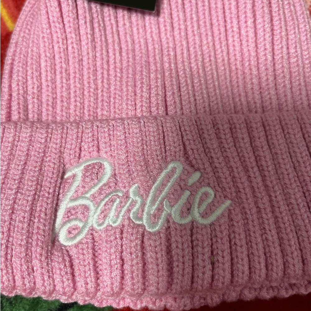 Beanie Hat. - image 2